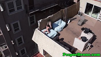 Drone filmt Sex auf dem Dach