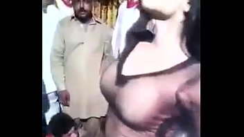 Sexy dance Pakistani