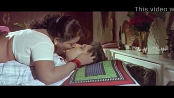 Indian Aunty Want Something From Young Boy - XVIDEOS.COM