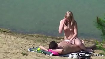 Young couple fucks on the beach in Timmendorf and is filmed