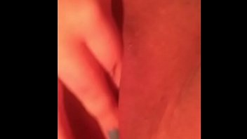 Amateur Bonnie Bowton teases and stretches tight pussy to orgasm closeup
