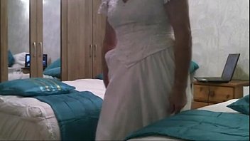 Wedding Dress Free Shemale Porn Video TRANNYCAMS69.COM