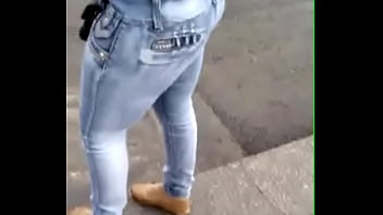 Itzel Mayorga's huge ass big ass jeans