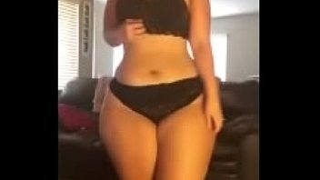 Debbie from luxxxecams.com Shows Off Super Fat Butt Strip