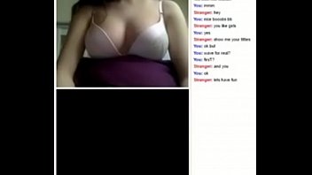 chat chica lesbiana toca el coño más hermoso en la webcam