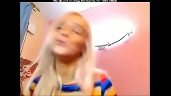 blonde girl play with herself x* (my first video)