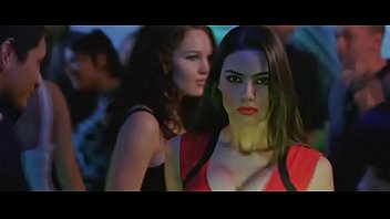 Kunal Khemu Mia Uyeda b. Money HD Hottest scene