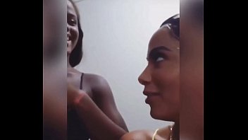 Anitta gravando clipe novo em Salvador