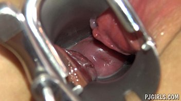 Violeta's orgasms with a speculum in her vagina