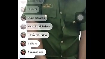 Công an Việt Nam đi nghĩa vụ chat sex bị quay lén | Xem thêm: https://bit.ly/GetMorexVideos-MrT