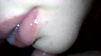 My boyfriend gives me the cum in my mouth
