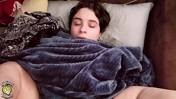 Сонной PAWG долбят кремом в ее киску после долгой ночи! * Все мои ПОЛНЫЕ видео на XVIDEOS RED *