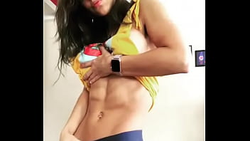 littlefitdevil teases with her abs and sideboob (nonnude)