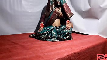 Südindische Stiefmutter und Sohn ficken an ihrem Hochzeitstag Teil 1 XXX