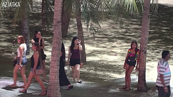 Pattaya Beach Walk NASTY MILF jerks me off and I cum into her waiting mouth for 500 Baht