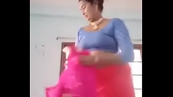 Swathi naidu latest videos while shooting dress change part -2