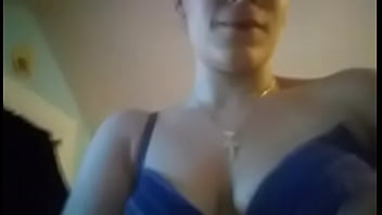 Sexy Spanish Teen Flashing on cam