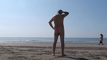 Nudismo en la playa