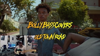 Lil Nas X - Old Town Road (video ufficiale) ft. Billy Ray Cyrus / (Bass Cover)