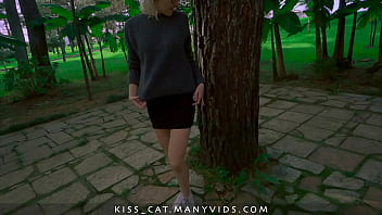 4k public agent 18 babe flashing tits with close up pussy in central park