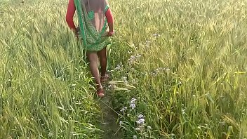 Indien village bhabhi putain de plein air Sexe dans hindi