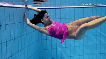 Zlata underwater swimming babe