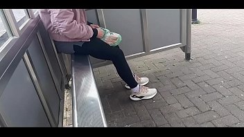 The step fa s his da and films her to the bus station. When she gets home, she her to fuck with him.