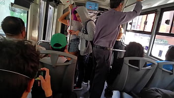 Es begann als Lean im Metrobus und endete auf seinem Schwanz (Twitter: @ Hyperversos2)