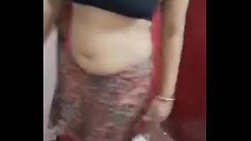 Fodido Big Ass Fat Hard Butts Big Milky Waiting Sister-in-law vestindo máscara e anáguas Dance com massagem (Swap Fun Assfucking With Two Cocks in Next Video)