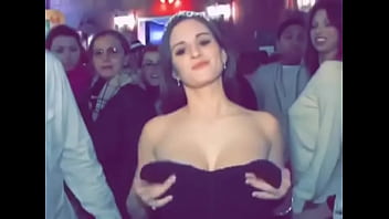 Pretty girl in dress flashes tits