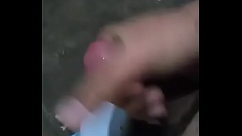 Argentinian handjob with big-headed cock