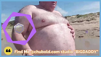 BIGDADDY AT THE BEACH....... ME @