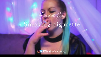 Zigarettenrauchen-Video für Fetischisten kostenlos