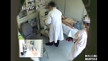 Esame clinico per donne Telecamera nascosta n. 4 23 anni Part-Timer Noriko che cura l'appendicite