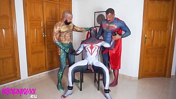 Superman and Aquaman fucking Spiderman