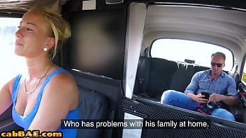 Blonde Czech cabbie sucks off her passenger before sex