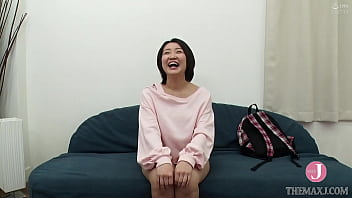 Short cut girl with cute Hakata dialect makes a great sex scene - Intro