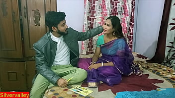 studentessa indiana di 18 anni che fa sesso con la signora della biologia sesso indiano in serie web con audio hindi chiaro