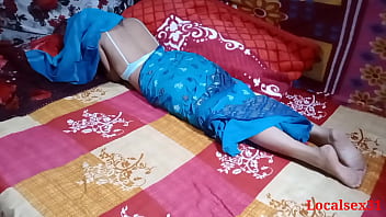 Blue Saree Bhabi Sex In Student (Video oficial de Localsex31)