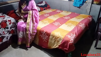 Desi Indian Pink Saree Mal e Profundo Foda (Vídeo Oficial de Localsex31)