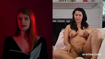 ASMR: Jin si masturba alla lettura sexy di Lucy