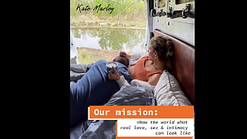 Kate Marley in der Natur fingern - Echter Outdoor-Orgasmus