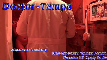 Обнаженная за кулисами Селены Перес, медицинский осмотр иммиграционной службы, установка сцены в душе и неудача, смотрите весь фильм на сайте Doctor-Tampa.com