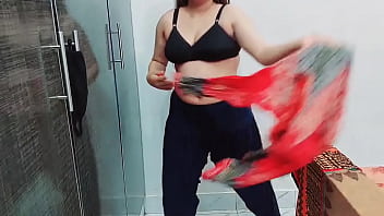 Ragazza pakistana Live Videochiamata Striptease Danza nuda su richiesta del cliente di videochiamata