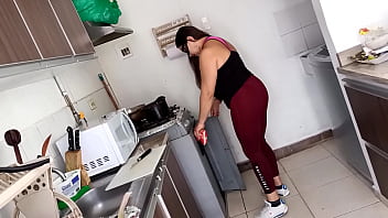 Giant Cameltoe Colombian Whore Latina Sister-in-law Seduces Her Husband's Relatives While Doing Housework