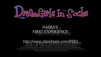 Первый опыт Нади - (Девушки мечты в носках)