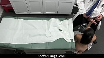 Teen Patient Properly Paying for The Doctor’s Note - Doctorbangs