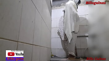 indiana anni) fa sesso anale doloroso per la prima volta con il fidanzato in bagno