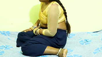 Nuova bella ragazza indiana il suo fidanzato con sesso hardcore