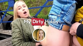Публичный трах для крошки-блондинки - My Dirty Hobby